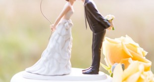 کیک عروسی با خمیر فوندانت