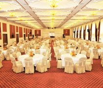 تالار پذیرایی هتل پارسیان انقلاب