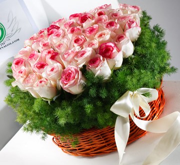دسته گل خواستگاری, سبد گل خواستگاری صورتی