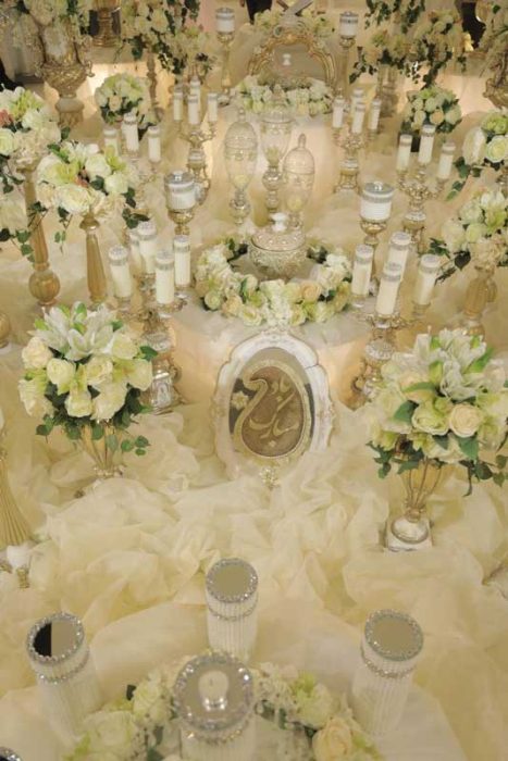 سالن عقد مجلل هورام غرب