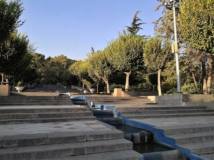 پارک نیاوران
