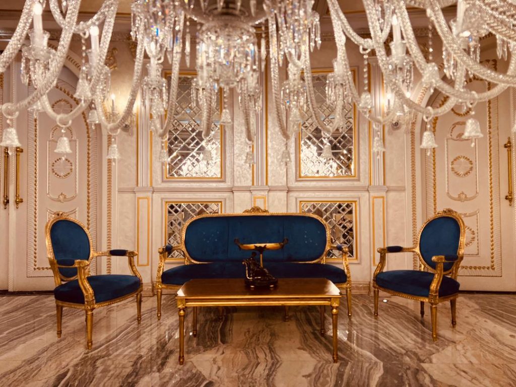 تالار عروسی کریستال